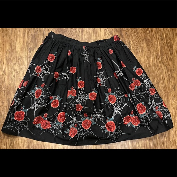 Hell Bunny SABRINA Skirt Red Roses & Spider Webs - Picture 6 of 6